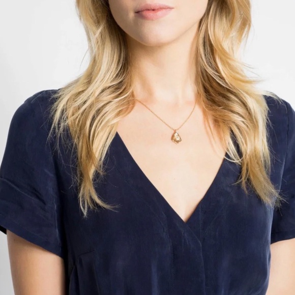 KENDRA SCOTT • Silver Cory Cat’s Eye Necklace - Picture 2 of 4